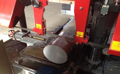 西湖卧式带锯床加工时出现明显振荡如何排查？